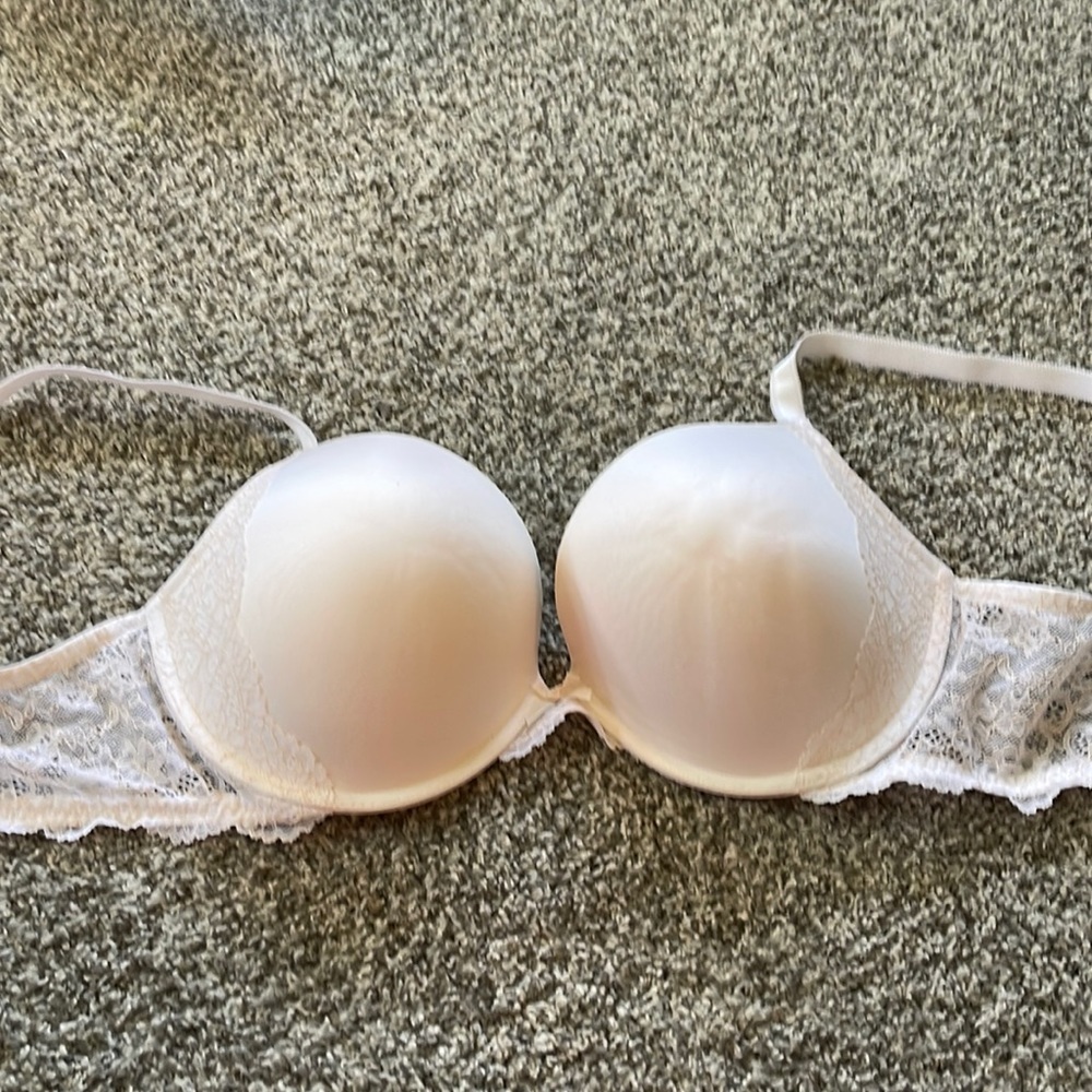 Victoria’s Secret bra